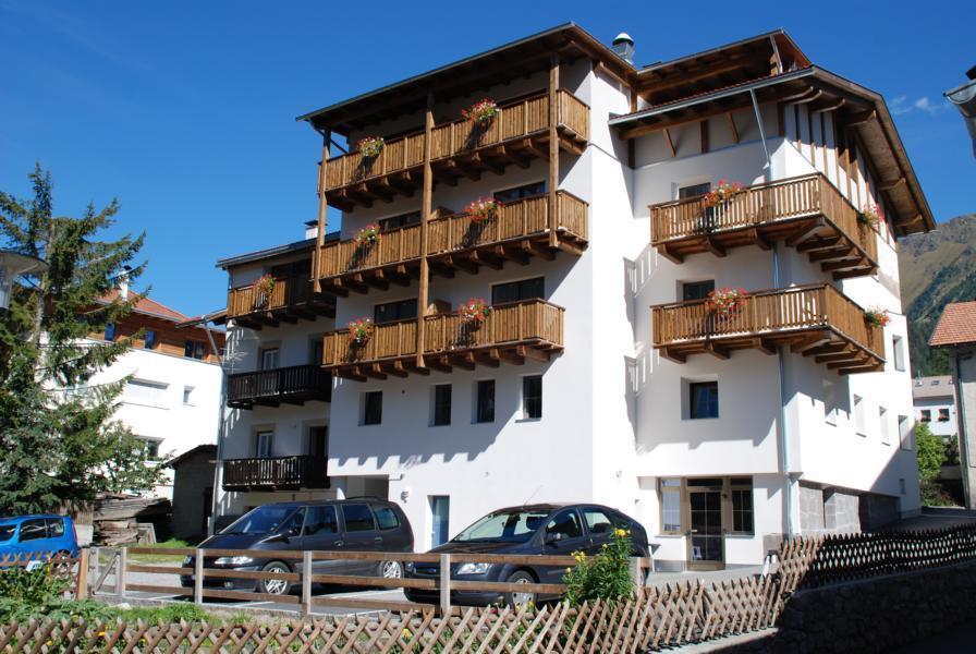 Hotel Mall San Valentino alla Muta Bagian luar foto
