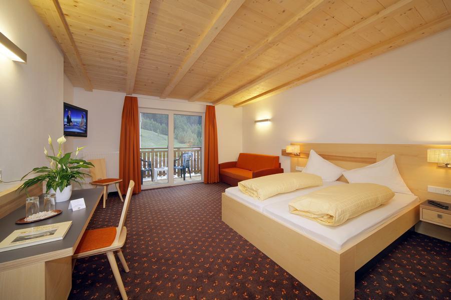 Hotel Mall San Valentino alla Muta Ruang foto